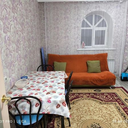 Уютная Квартира Комфорт Класса76 阿斯坦纳 外观 照片